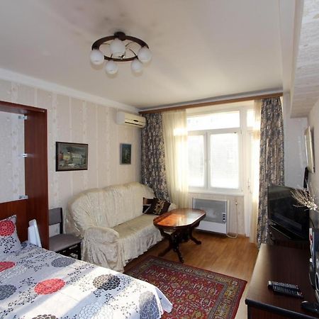 Cozy Apartment In The Center Of Yerevan Luaran gambar
